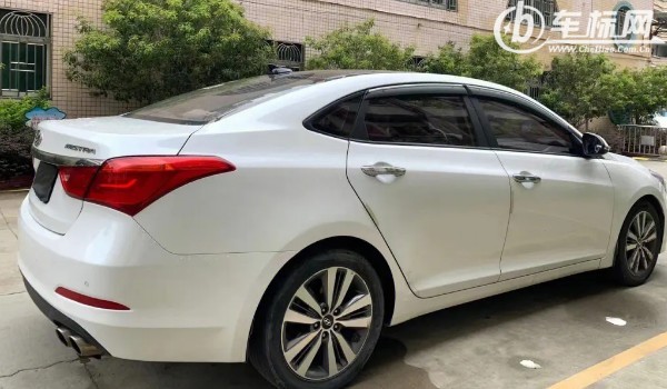 現(xiàn)代名圖安全性怎么樣 駕駛輔助功能豐富(主動(dòng)安全配置齊全)