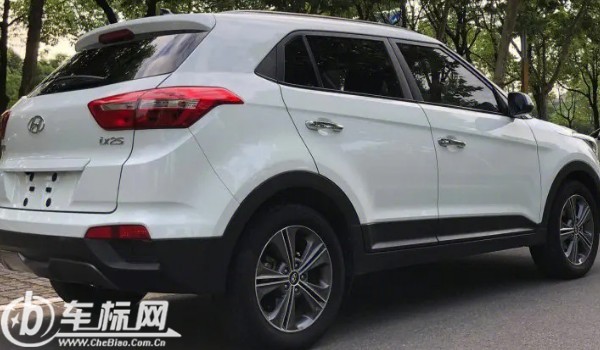現(xiàn)代ix25發(fā)動機怎么樣 馬力可達115匹(搭載1.5L發(fā)動機)