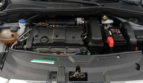 標(biāo)致2008這款車如何 油耗實(shí)測6.5L(馬力可達(dá)136匹)