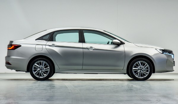 啟辰d60油耗多少錢一公里 5毛錢(油耗實(shí)測7.4L)