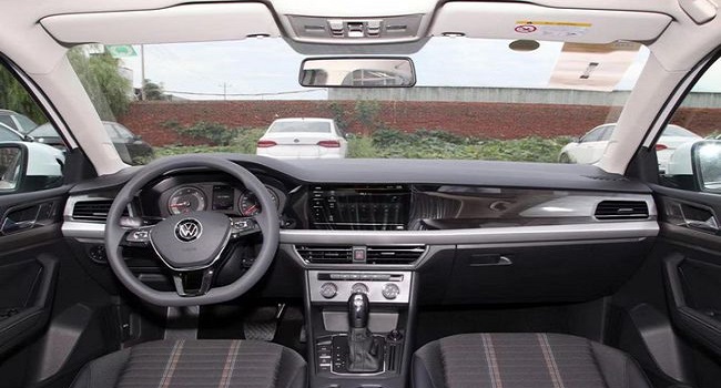 大眾朗逸2022落地價明細，落地價12萬左右超劃算