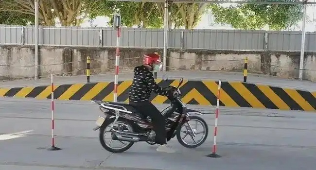 c1增駕摩托車駕駛證需要什么條件，注意異地不能增駕