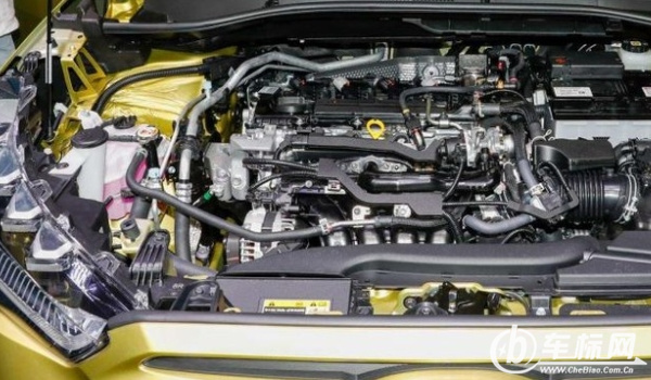 鋒蘭達玻璃水在哪里加圖片 發(fā)動機艙的左下角位置添加