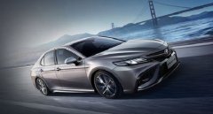 凱美瑞2.0豪華版落地價(jià)2022，指導(dǎo)價(jià)區(qū)間為17.98萬-26.98萬