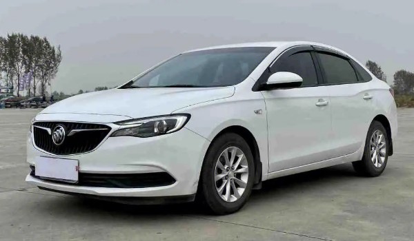 ?？怂购陀⒗誓膫€(gè)好 ?？怂箘?dòng)力更強(qiáng)(英朗車長(zhǎng)4.6米)