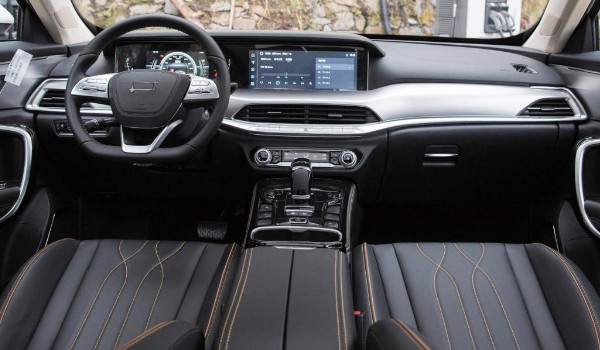 奔騰t77安全性能怎樣 主動安全配置齊全(輔助功能豐富)