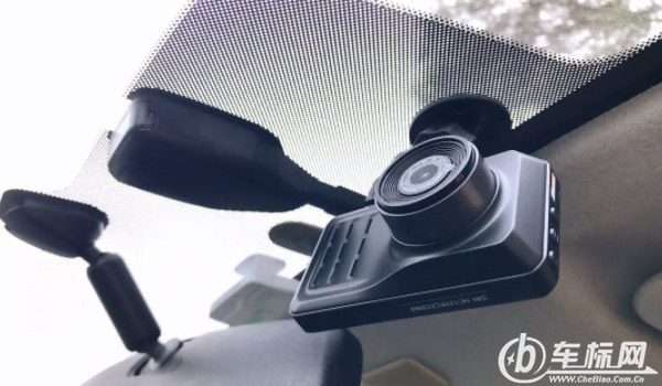 行車記錄儀哪個(gè)牌子好 飛利浦、鐵將軍、凌度三個(gè)品牌效果好