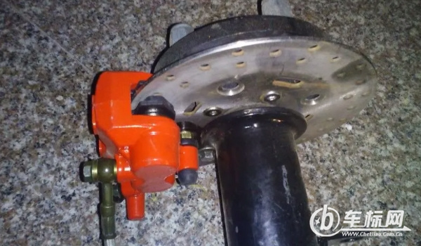 碟剎和鼓剎哪個安全 碟剎使用效果更安全（重量輕、散熱塊）