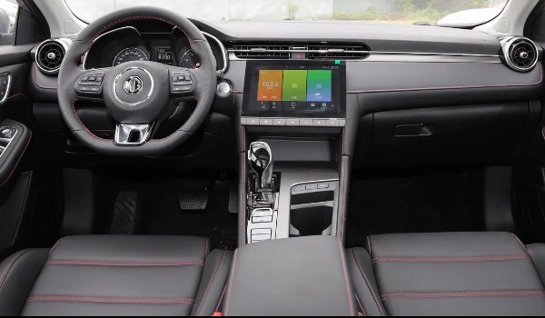 名爵6安全性能怎么樣 主動安全配置齊全(搭載六個氣囊)