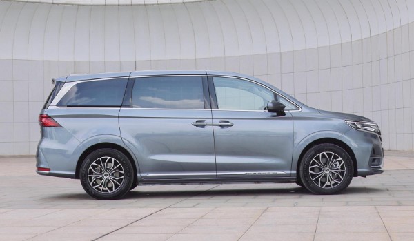 imax8油耗一公里多少錢(qián) 消耗7毛錢(qián)(油耗10.1L)