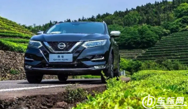 逍客怎么樣 動力平穩(wěn)、油耗較低、尺寸大空間寬敞（百公里6.2L）