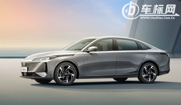 長(zhǎng)安逸達(dá)和速騰哪個(gè)好 逸達(dá)動(dòng)力更強(qiáng)(配置功能豐富)