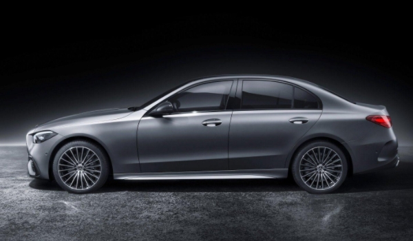 奔馳多少錢(qián) 奔馳A、B、C、S、E、G售價(jià)26.38萬(wàn)-189.20萬(wàn)