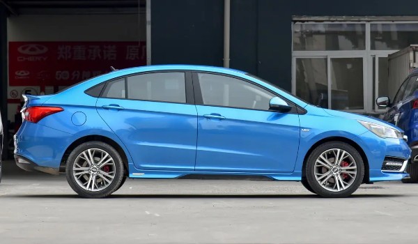 艾瑞澤5保值率是多少 第七年33%(油耗影響保值率)