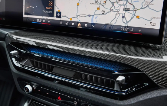 老5系同款前臉！25款寶馬3系亮相：有望9月國(guó)產(chǎn)