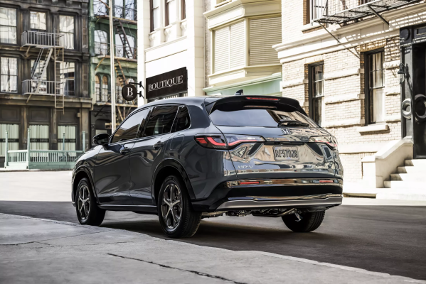 本田HR-V后窗玻璃頻繁自爆 車主呼吁廠商盡快召回