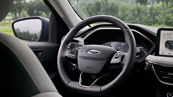 城市通勤好選擇 試駕福特銳際PHEV混動