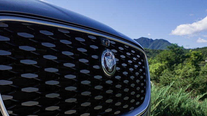 個性鮮明 捷豹F-PACE 2.0T 賽旗版評測