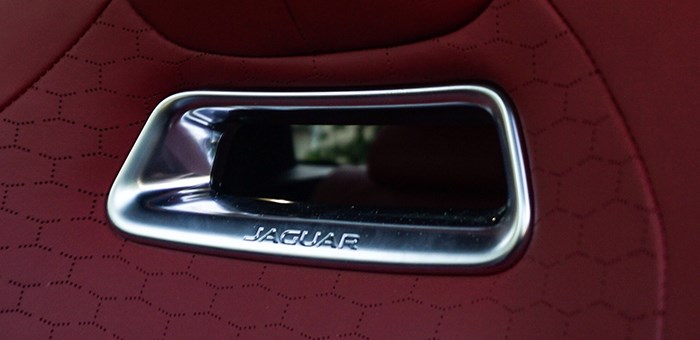 個性鮮明 捷豹F-PACE 2.0T 賽旗版評測