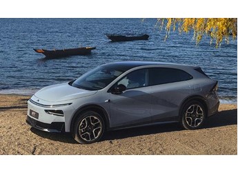 新款小鵬G7家族上市：油電同價(jià)，續(xù)航1704km，19.58萬元起