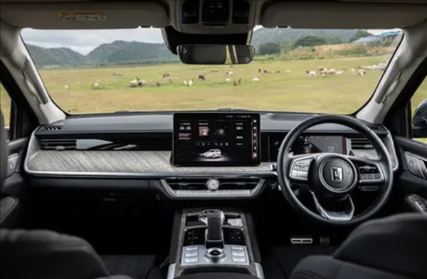 起售價(jià)30.90萬元！坦克500柴油版泰國上市：提供黑武士版可選