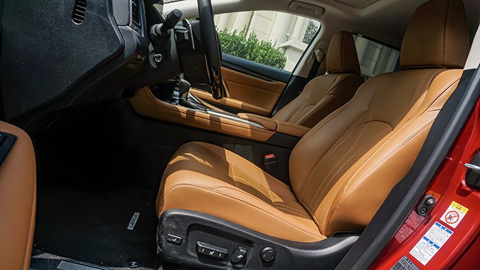 7座新選擇 雷克薩斯新一代RX450hL評(píng)測(cè)