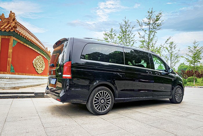 德系高端商務MPV 試駕奔馳V260L 