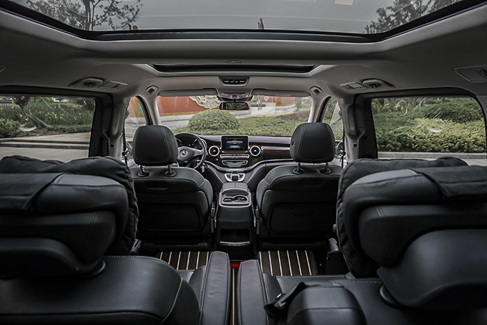 德系高端商務MPV 試駕奔馳V260L 