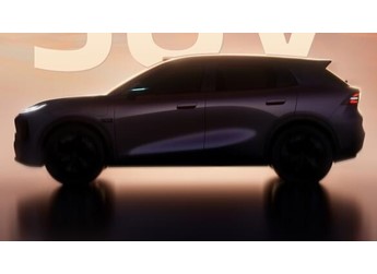 長(zhǎng)安啟源全新純電Q05亮相：激光雷達(dá)、智駕小藍(lán)燈全上車 封面圖