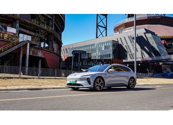 優(yōu)雅與性能兼顧 試駕蔚來(lái)ET5T