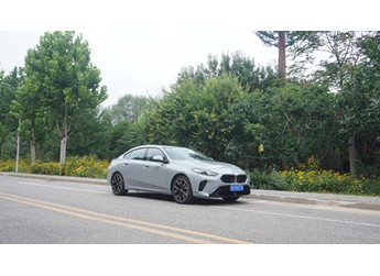 年輕人的座駕 試駕寶馬2系225L M運動曜夜套裝