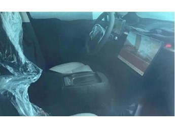 有望定價10萬級！零跑A12內(nèi)飾曝光：大屏懷擋一應(yīng)俱全