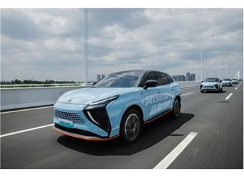 鎧甲秘技加持，風行雷霆純電出行更從容，全系至高6萬補貼