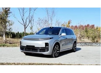 理想L9和問界M9怎么選？50萬級(jí)家用SUV真實(shí)對(duì)比，看完不糾結(jié)