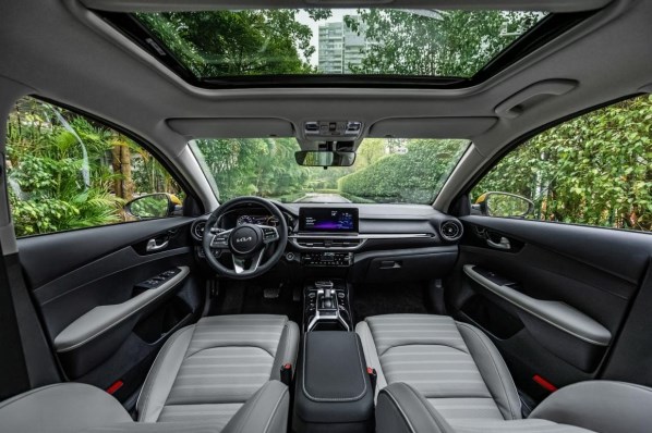 放飛自我！2023款起亞K3上市 優(yōu)惠起售價僅為8.99萬元