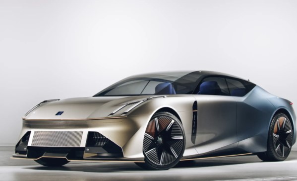 領(lǐng)克首款純電車型E371諜照曝光 “實車很大 姿態(tài)不錯”