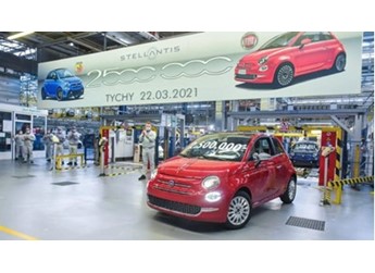 零跑在波蘭Stellantis工廠生產(chǎn)電動汽車 首批車型已下線