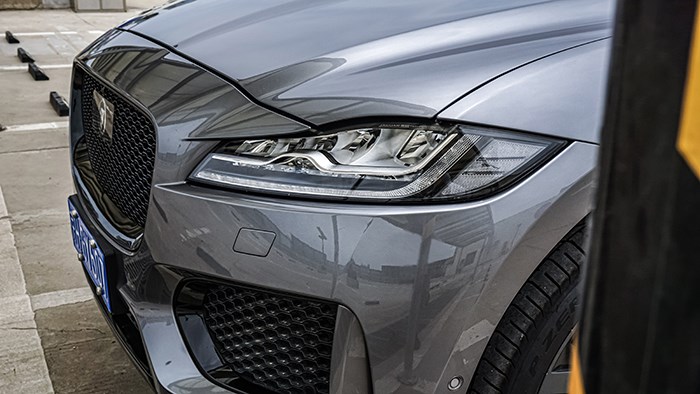 來自英倫獨特氣質(zhì) 捷豹F-PACE 2.0T 賽旗版