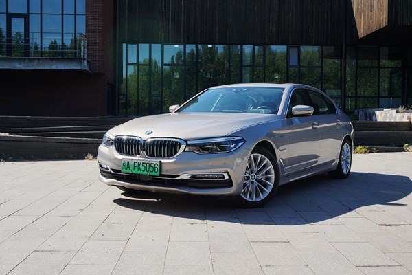 動(dòng)靜自如 試駕華晨寶馬5系 插電式混合動(dòng)力