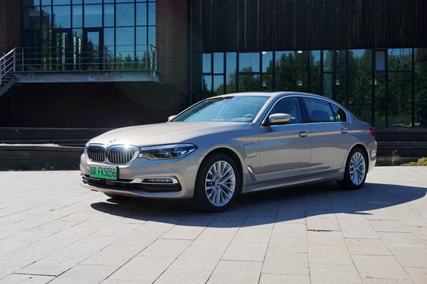 動(dòng)靜自如 試駕華晨寶馬5系 插電式混合動(dòng)力