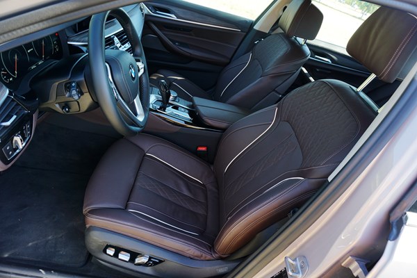 動(dòng)靜自如 試駕華晨寶馬5系 插電式混合動(dòng)力