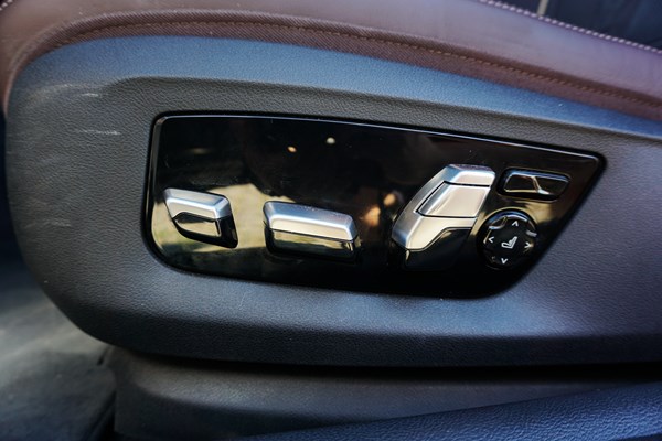 動(dòng)靜自如 試駕華晨寶馬5系 插電式混合動(dòng)力