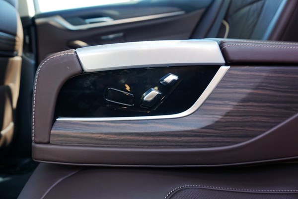 動(dòng)靜自如 試駕華晨寶馬5系 插電式混合動(dòng)力