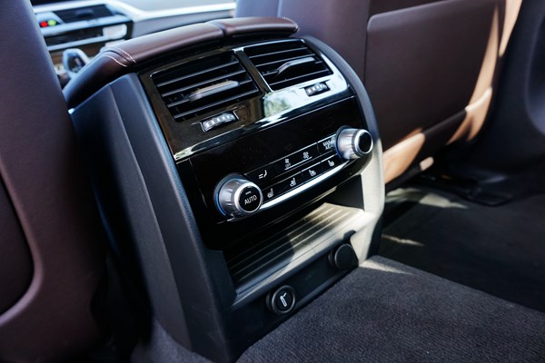 動(dòng)靜自如 試駕華晨寶馬5系 插電式混合動(dòng)力