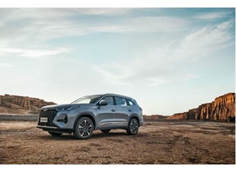 領(lǐng)跑智慧出行新體驗(yàn)，瑞虎8 PRO以冠軍實(shí)力“征服”科幻迷 封面圖