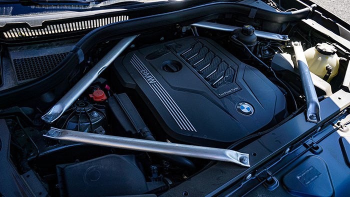 全副武裝的德系戰(zhàn)艦 BMW全新X6評(píng)測 