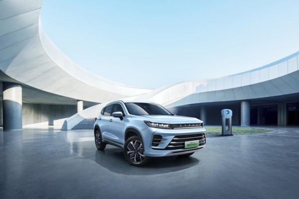 10.99萬起！星途新款追風家族正式上市 內(nèi)飾動力均升級