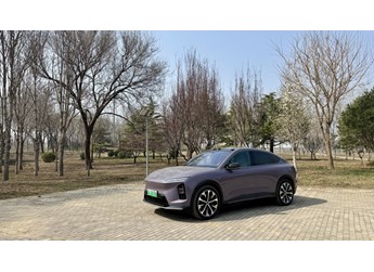 快速換電功能，超贊！試駕蔚來EC6 2025款 100kWh