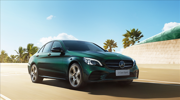 奔馳腰斬式降價(jià)！二手車(chē)商賠慘了：二手比新車(chē)貴還咋賣(mài)