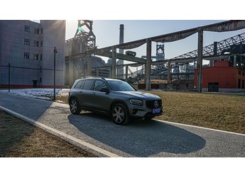 奔馳GLB級(jí) 新聞封面圖